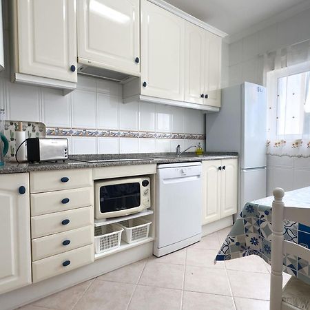 Os Apartamentos A Ramos Na Praia Da Gale Estao Inserido Em Condominio Com Piscina, Fica Apenas A 350 Metros Da Praia Da Gale - Apartamentos Com Ar Condicionado Tanto Nos Quartos Como Na Sala, Smart Tv Com Prime Video E Cozinha Completa Албуфейра Экстерьер фото